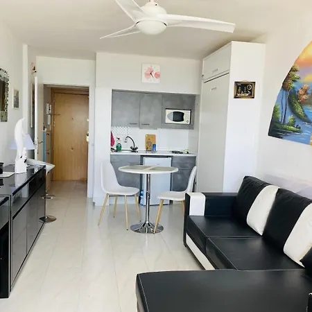 Estudio Con Vistas Al Mar 13-10 דירה